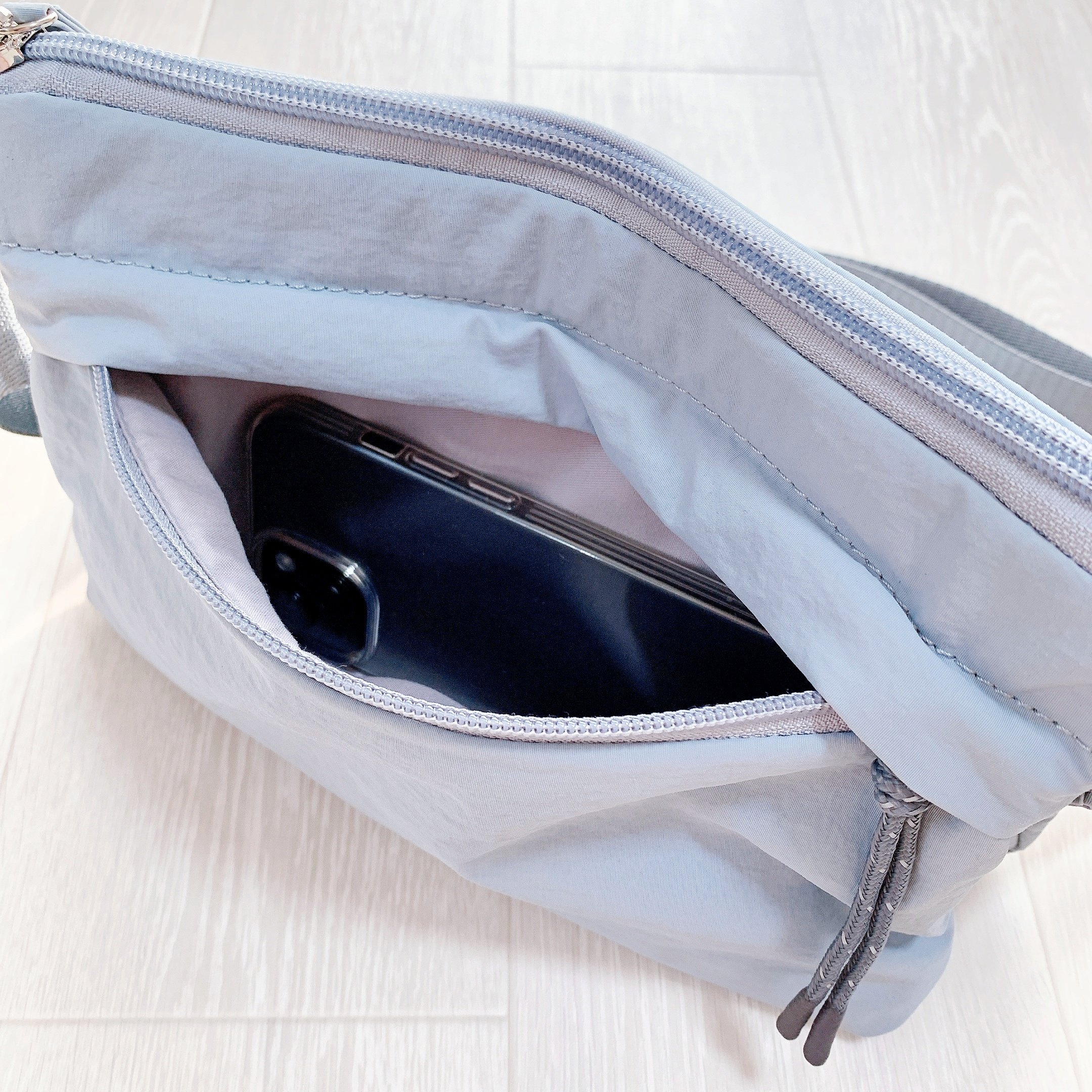 ペットボトルがすっぽり入る！アフタヌーンティーの「ポケットいっぱいバッグ」お財布代わりにもなって便利！《購入レビュー》