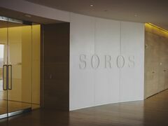 ソロス氏を継いだ37歳息子の素顔