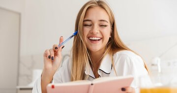 【書くだけで人生が変わる】頭のいい人の「1分ノート術」とは？