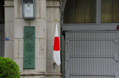 森友学園問題の真相は財務省による「忖度」ではないか