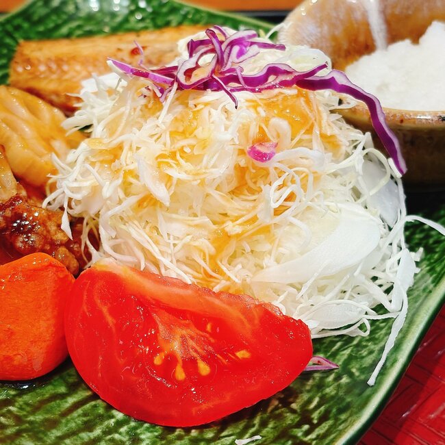 「お腹いっぱいになりました」大戸屋の“わんぱく定食”が食べ応えバツグンすぎる！「天才、最高、ありがとう」「肉と魚と迷う時めっちゃええやん」