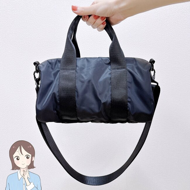 「取り寄せてでも買って良かった」「ヘビロテ確定」無印良品の“万能ミニバッグ”見た目以上に荷物が入って大助かりです!「みんな買ってほしい」