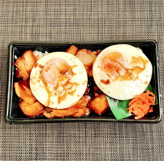 「まじでおいしすぎる」ほっともっとの“お肉ギュウギュウ弁当”ご飯が見えないくらいお肉びっしり→「無限に食える」「毎日買おうかな」