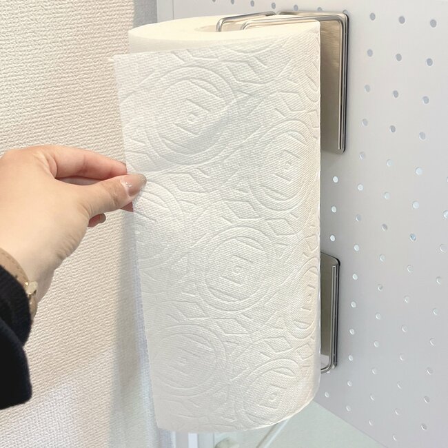 シンクの奥に置けちゃった!ニトリの「浮かせるキッチン収納」が画期的すぎる…!水筒やまな板もスッキリ片付きます!