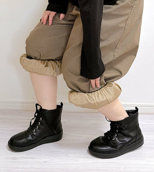 ワークマンは天才ですか…？2300円の「スカートみたいなパンツ」がオシャレで有能！トイレの“あるある悩み”が解決します《購入レビュー》