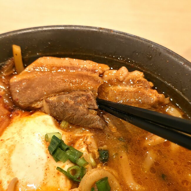 「全人類食べて欲しい」ガストの“うま辛チゲ鍋”が何度でも食べたくなるくらい美味しい！「多分過去一うまい」「また食べたい」