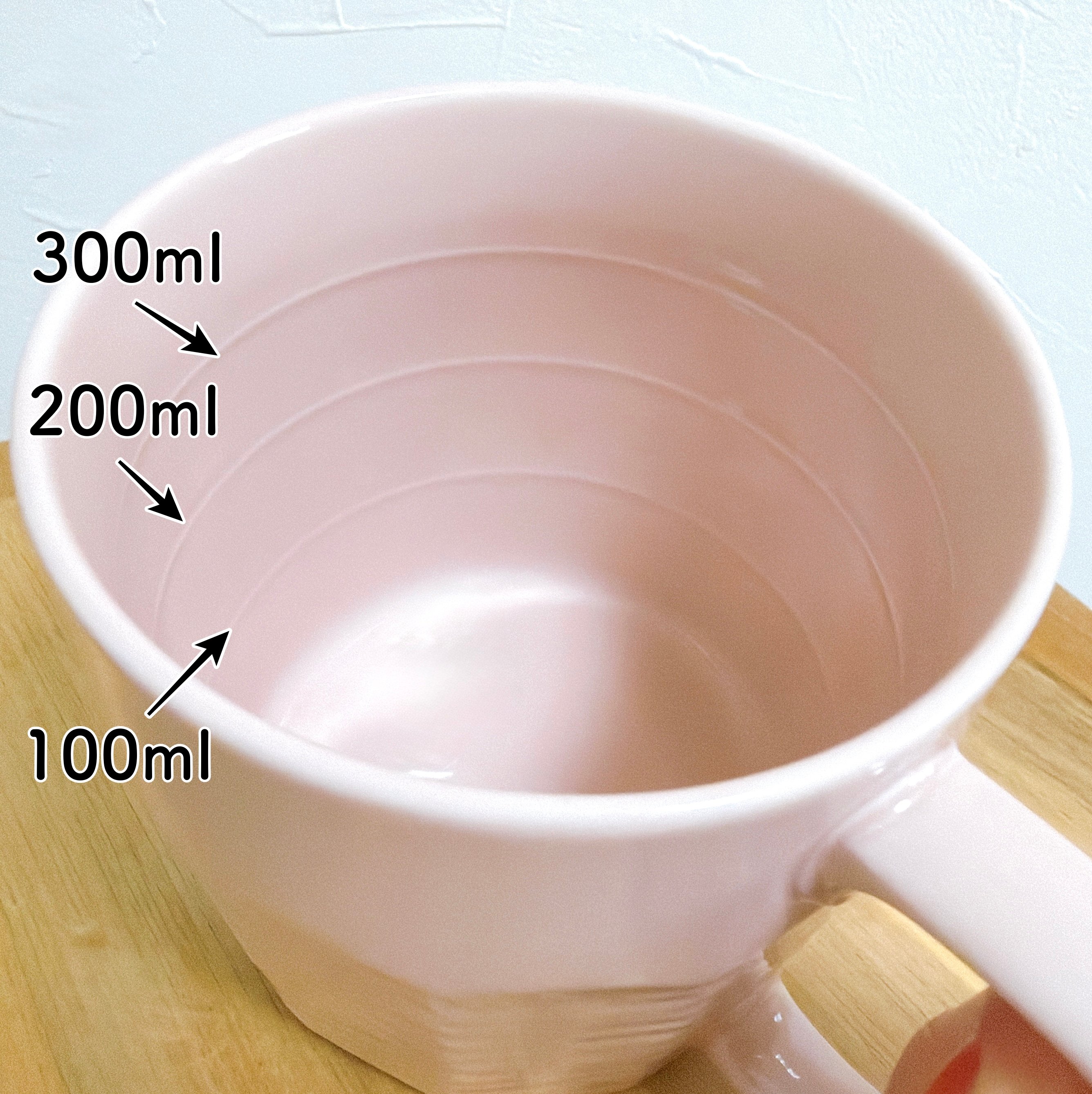 【ニトリ】お値段、間違ってない…？499円の“美濃焼のマグカップ”大容量なのに軽くて持ちやすい！「たっぷり飲み物を入れて飲むのにちょうどいい」「思った以上に持ちやすかった」