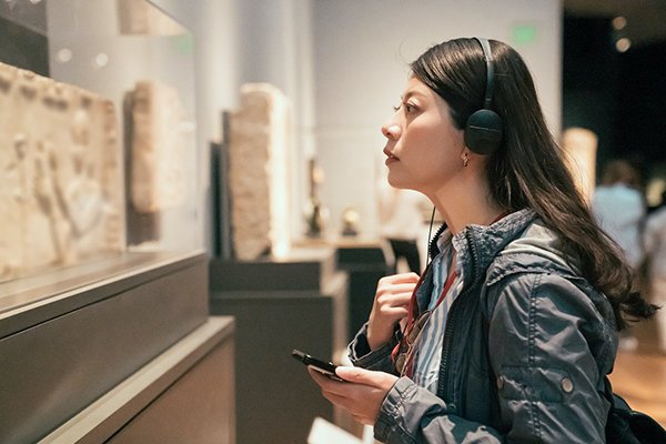 作品を見ても「スゴい&ヤバい」しか感想が出ない人には、何が不足しているのか