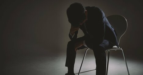 職場の出世しない人は「異動先の不満を言う」。出世する人はどうする？