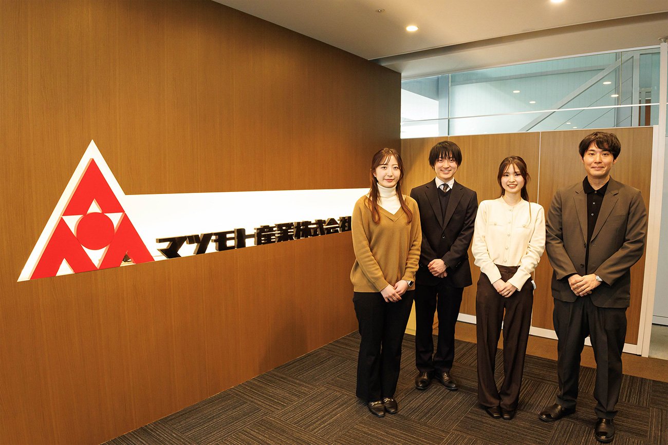 「勘と経験」の人事から、データを武器にする「戦略人事」へ。創業100年企業が選んだ、One人事へのシステム一括刷新