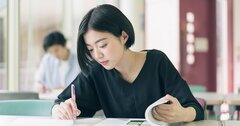 東大生の涙ぐましい節約術「家賃1万円以下」の寮、メルカリで教科書購入も