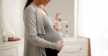 妊婦さんには「少なくとも4人」困ったときに頼れる人が必要【東京都医学総合研究所の調査より】