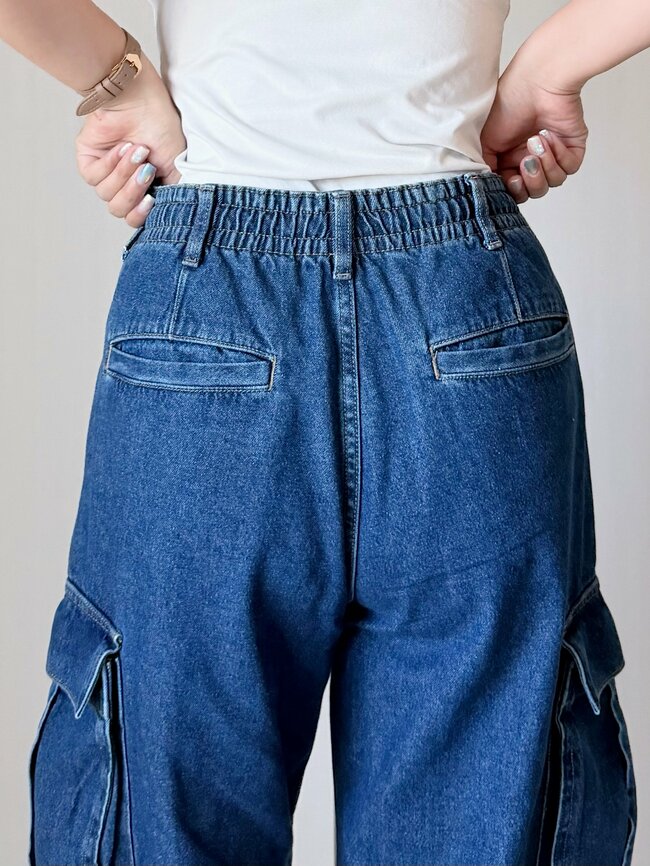 「めちゃくちゃ良い！」「なんでも合わせやすい」GUの“着回しワイドパンツ”が超オシャレ…「落ち感がいい雰囲気」「ルーズなシルエットがお気に入り」《購入レビュー》