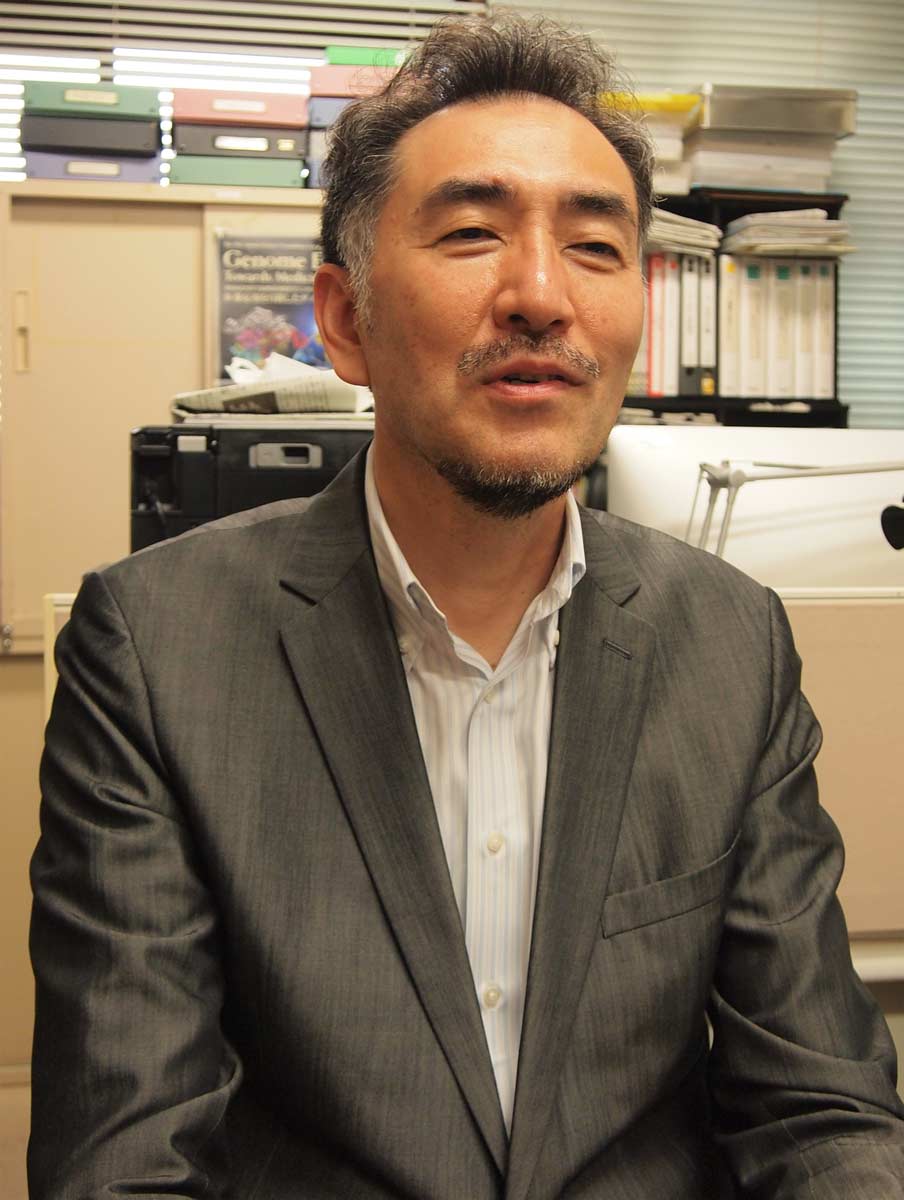 山本卓教授