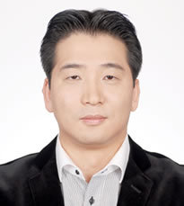 社会保障・税一体改革は一時の止血剤<br />日本財政に潜む3つのリスク<br />――一橋大学経済研究所准教授 小黒一正氏