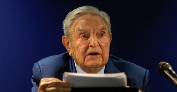 投資家ソロス氏、トランプ政権との戦いに備える