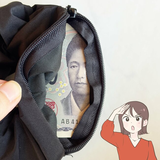 ミニ財布代わりになるじゃん…！3COINSの“天才グッズ”手ぶらで外出できて快適すぎる！「再販を待っていました」「とても良いです」