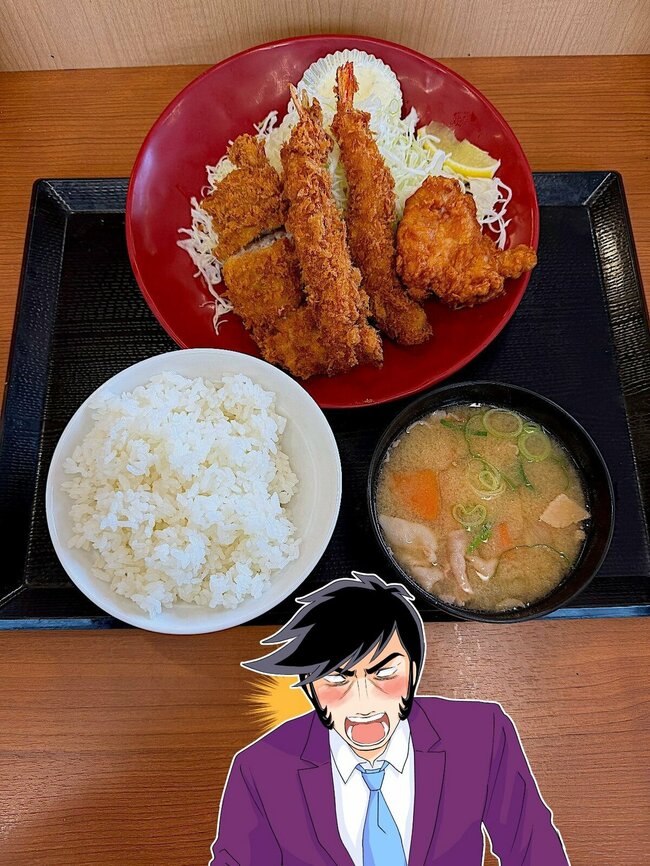 おかずの量がおかしいって…！ほっともっとの“よくばり弁当”ステーキ6枚、エビフライ、から揚げ、メンチはやりすぎだよ！「肉祭りみたい」「インパクトでけぇ…」