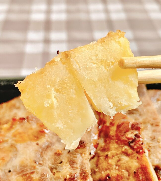 いくらなんでも盛りすぎだよ…！ほっともっとの“お肉たっぷり弁当”フタを開けてびっくりした！「これぞまさにご褒美」「神とさせていただきます」