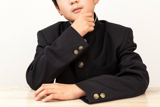 「君が行ける高校はない」と言われた少年が、株で資産50億を築くまでに学んだ力