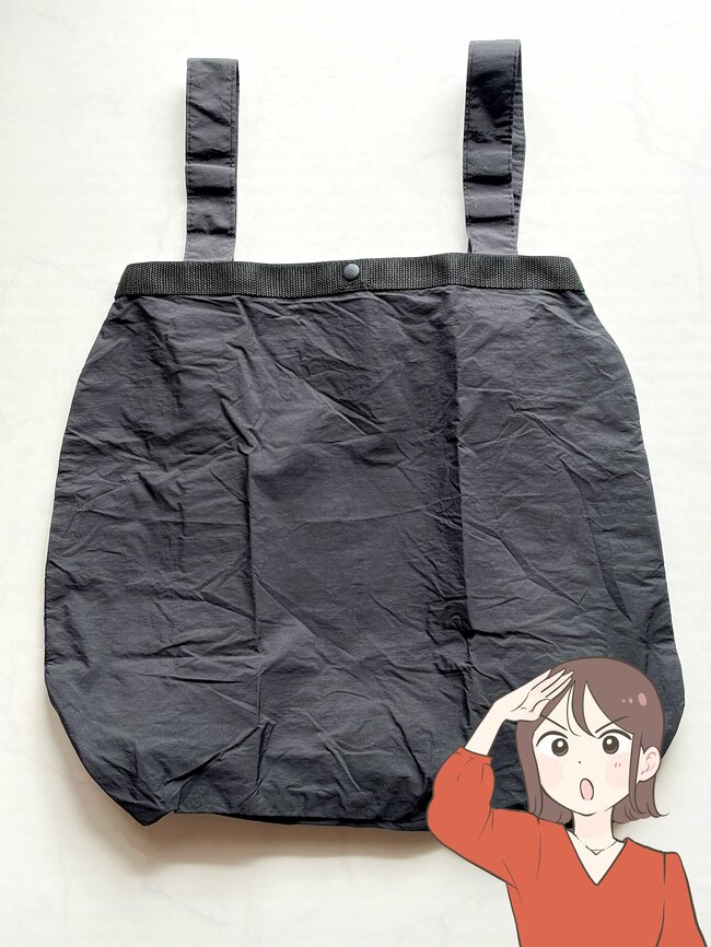 荷物が増えても大丈夫…！セリアで見つけた「レジ袋につけるショルダーベルト」両手が空いて、楽ちんすぎる！