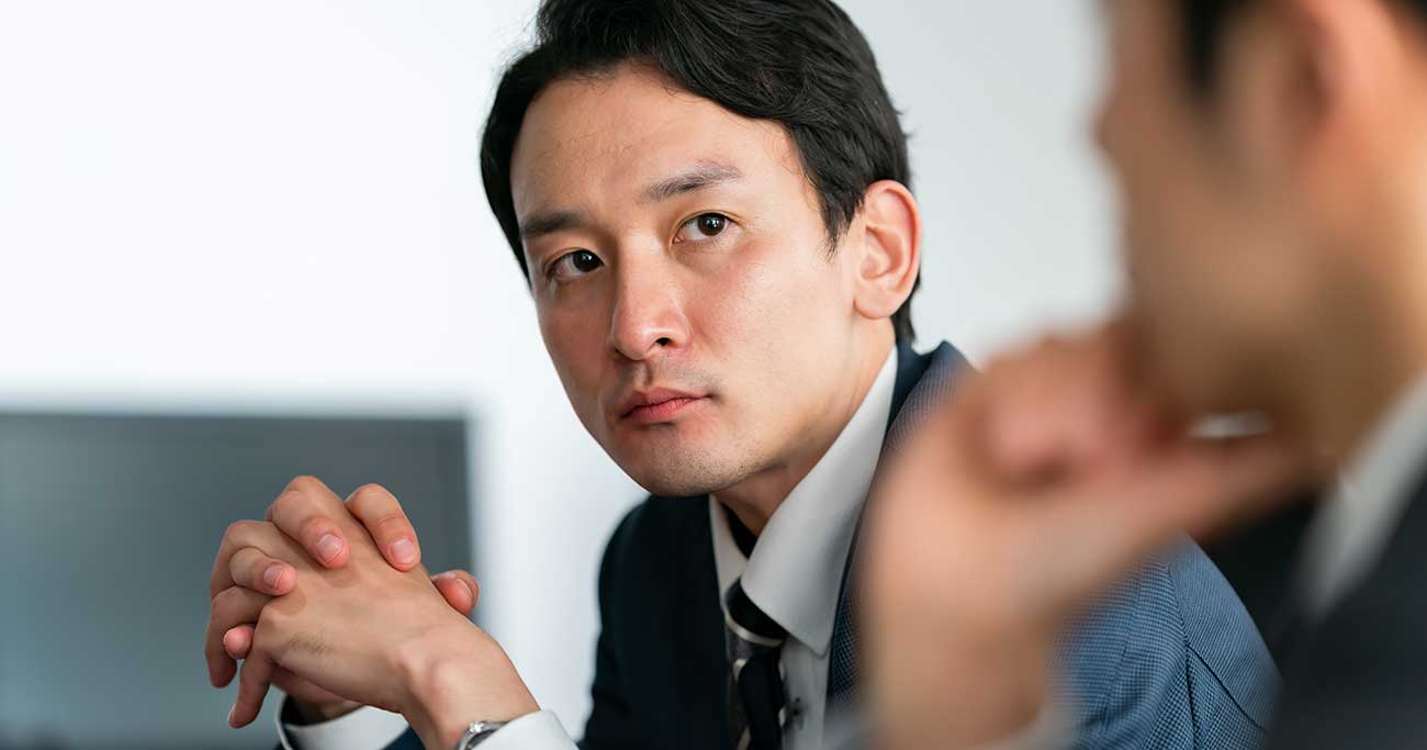 なぜダメな上司は「言葉」を信じるのか？ 部下の本音を引き出し、心理的安全性を高める共感術・ナンバー1 - 伝え方ひとつで部下が動き出す 上司の「コミュ力」大全