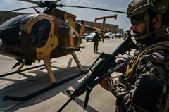 タリバンが手にした米の軍装備、戦闘能力拡大も