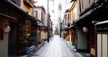 なぜ「ただの野草」がごちそうになる？ 京都の名店に20年通って気づいた「商売の本質」
