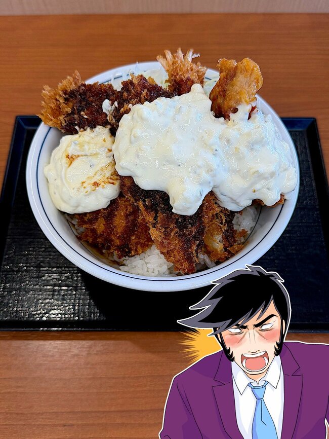 「こりゃあ揚げ物の暴力」「背徳感たっぷり」かつやの“鬼盛りどんぶり”ボリューム凄くて大満足！「予想以上にデカくて超満腹」