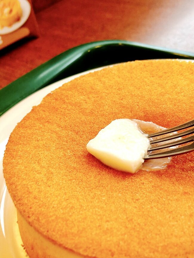 「いつの間にそんなメニューが」モスバーガーの“隠れ絶品スイーツ”まるで雲みたいにフワッフワ！「もう空気かと思った」「息子と取り合いだった」