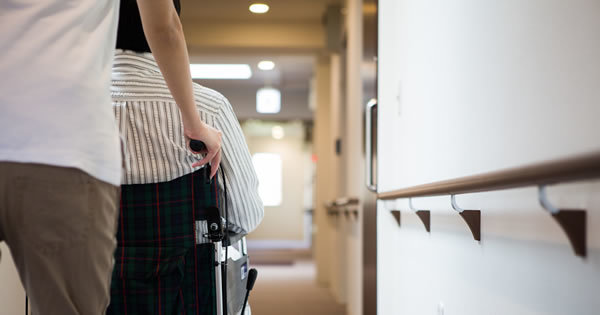 社会保障給付は増大