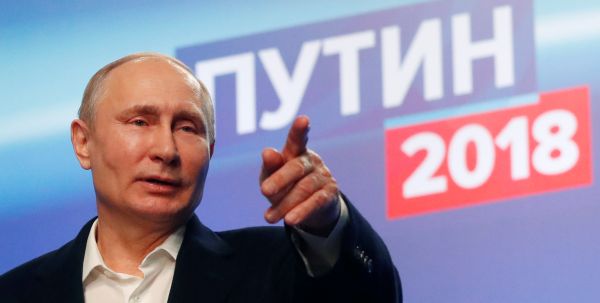 プーチン再選、政治は盤石でも経済の斜陽化が進むロシアの病理