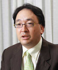 大震災後の日本経済は年後半にかけて「V字回復」へ<br />中長期の課題は消費税引き上げや空洞化リスク対策<br />――木内登英・野村證券金融経済研究所 経済調査部長に聞く
