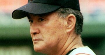 「巨人軍は永久に不滅です」の裏で…ドラゴンズに邪魔された長嶋茂雄引退試合50年目の真相