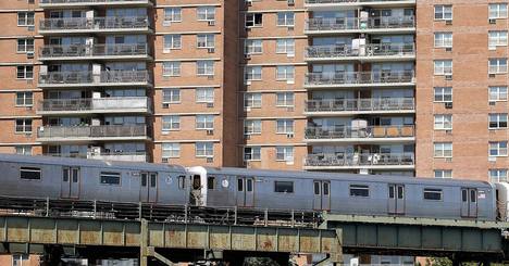 米で膨らむ家賃滞納、次なる住宅危機の伏線に