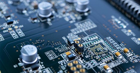 ニデック、村田製作所、京セラ、TDK…電子部品が好調の中、大幅減益に陥った「独り負け企業」の内情