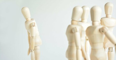 将来、「周囲から距離を置かれる人」の特徴・ワースト1