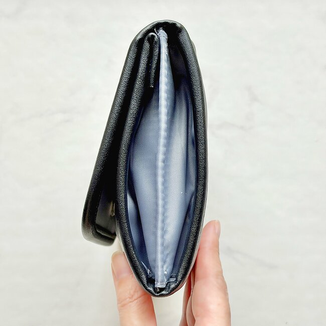 【しまむら】カードや診察券が45枚入った！1089円の「スヌーピーの収納ポーチ」ポケットたくさんで天才すぎる！《購入レビュー》