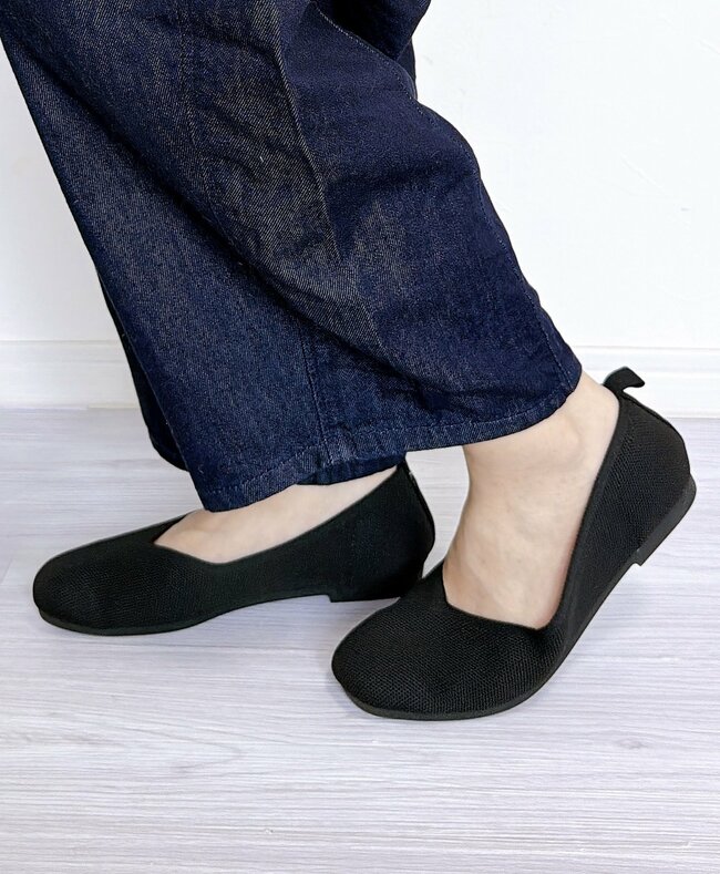 【しまむら】履いた瞬間、冷たくて快適!1969円の「ひんやりシューズ」ふんわり歩けて疲れにくい!《購入レビュー》