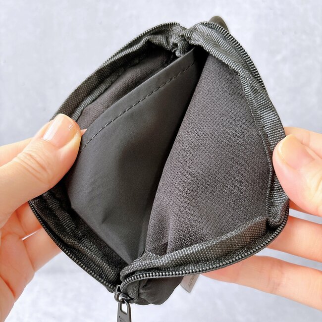 「毎日使ってます」3COINSの“550円ミニ財布”カードが15枚収納できて優秀！「サイズもちょうど良い」「理想の財布に巡り会えて嬉しい」【購入レビュー】