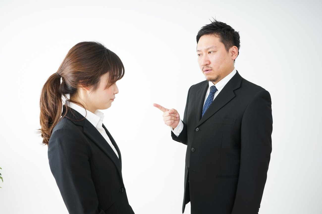 【何をしてもパワハラ】新入社員への指導。三流は放置する、二流は指導する、では一流は？