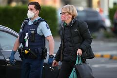 NZで買い物客襲撃の男を警官射殺　IS思想を支持