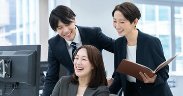 部下にいじられた時の上司の反応、三流は「怒る」、二流は「笑う」、では一流は?