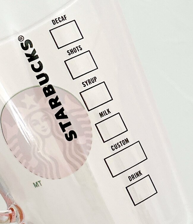 「一目見て気に入りました」スタバの“お店のカップみたいなグラス”ほんのりピンクで可愛すぎる！「ほんとにいいです」「軽くて持ちやすい」