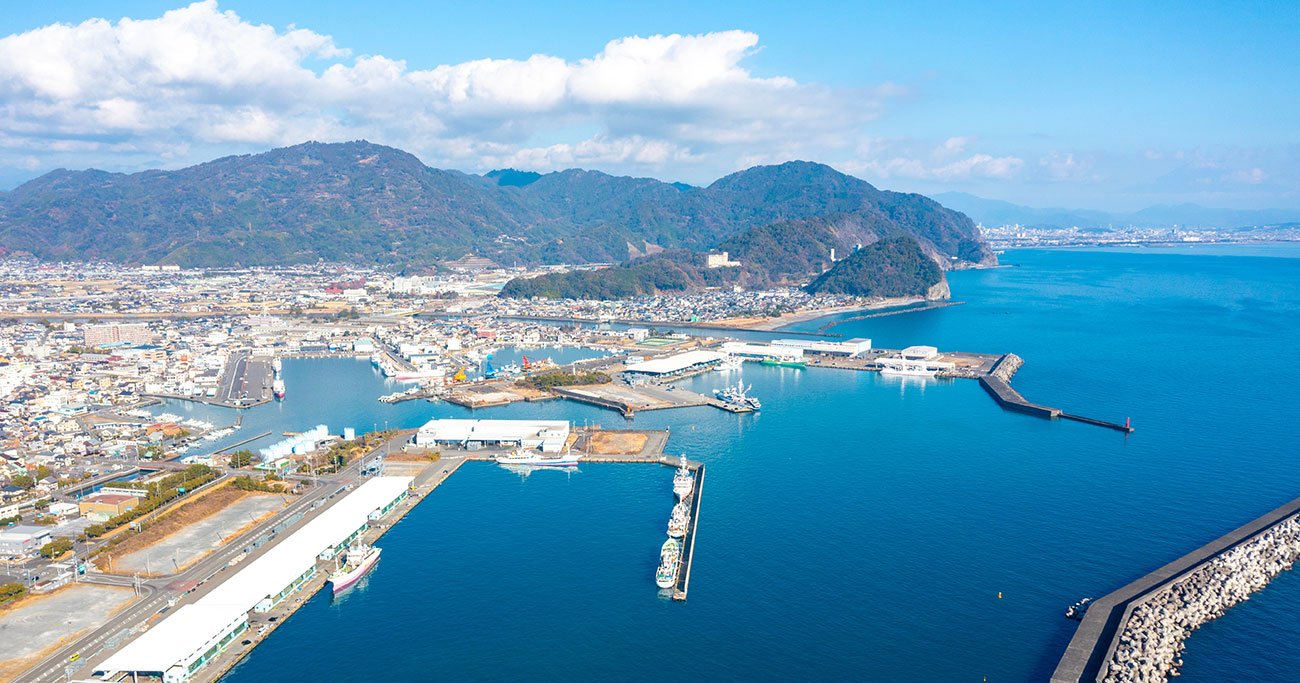 全国の名シェフが惚れ込んで続々、移住を決意！ 焼津にある「魚屋」の底力