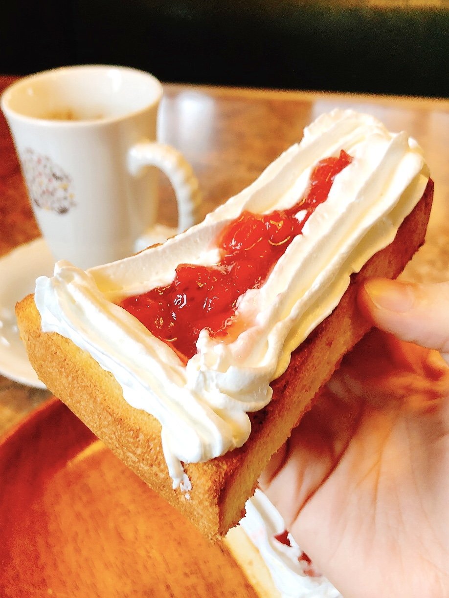 「企業努力が凄すぎる」びっくりドンキーの“ホイップたっぷりモーニング”520円でコーヒーおかわり自由はうれしい!「びっくらこいた。全ての完成度が素晴らしい」「飛び抜けて美味い…」