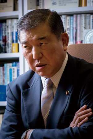 石破茂氏激白!「防衛相には自衛隊への限りない愛が必要だ」(上)