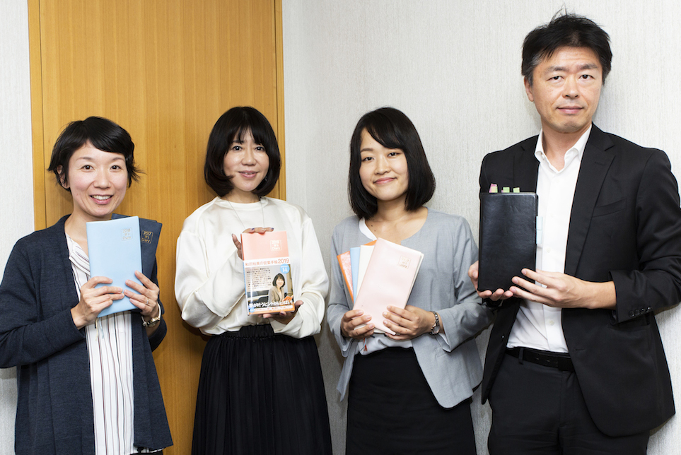 スケジュールはデジタル派でも、<br />アナログ手帳が手放せない理由