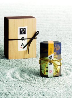 海苔の老舗が手がける日本茶専門店に、パリの一流たちが詰めかける理由