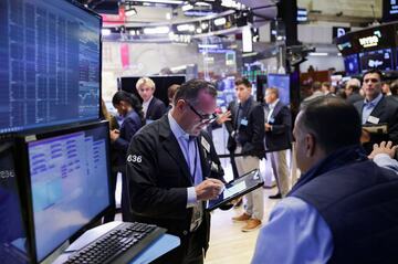 米地銀巡る懸念、株価圧迫